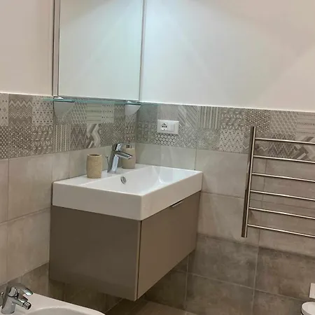 Capomare A 100 Metri Dal Mare * אלביסולה סופריורה